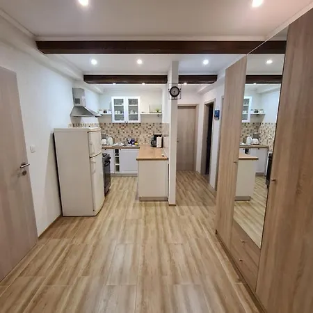 Apartment Eva *