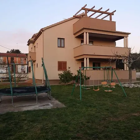 Eva * Biograd Na Moru