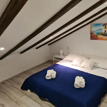 Eva Apartment